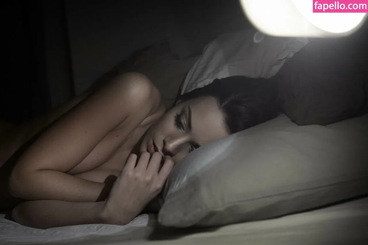 Victorienne Magnen Onlyfans Photo Gallery 