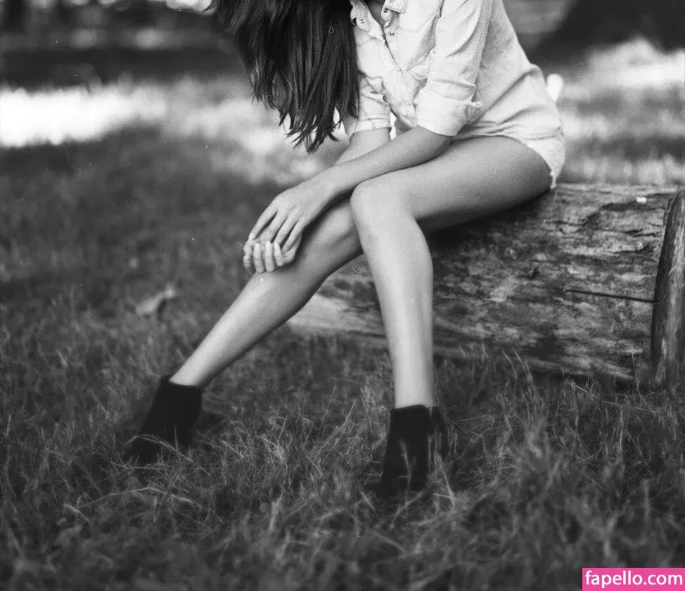 Victorienne Magnen Onlyfans Photo Gallery 