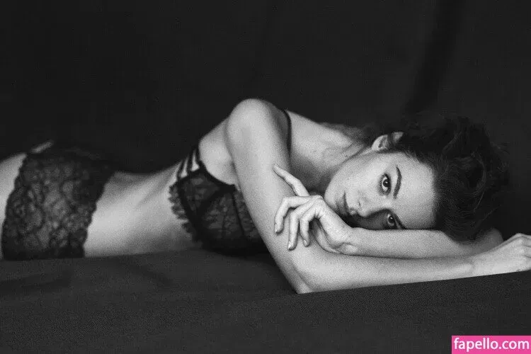 Victorienne Magnen Onlyfans Photo Gallery 