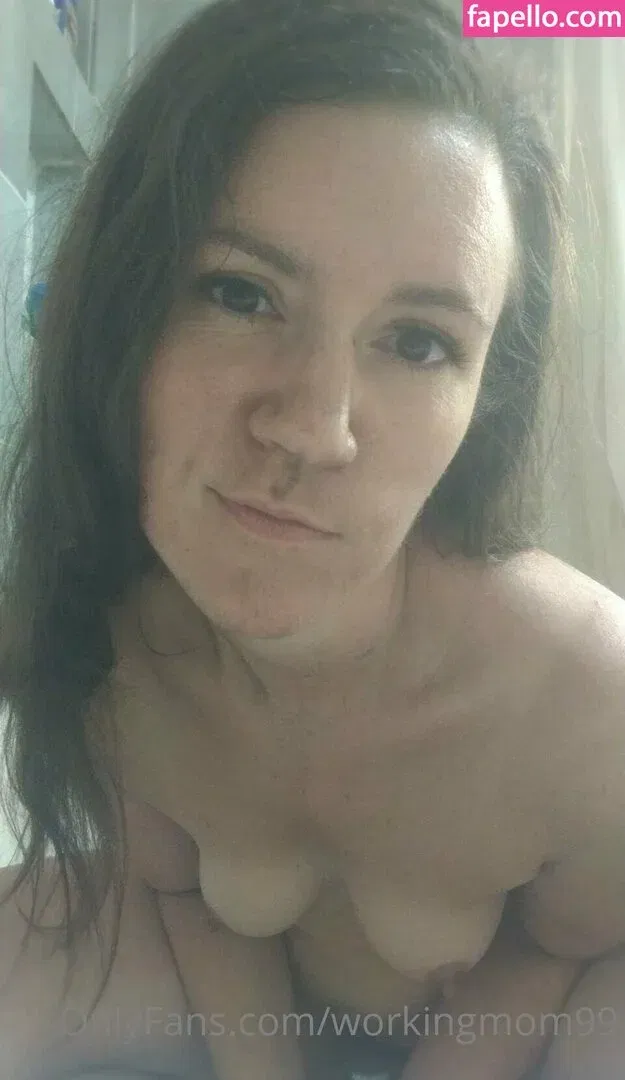 WorkingMom99 Onlyfans Photo Gallery 