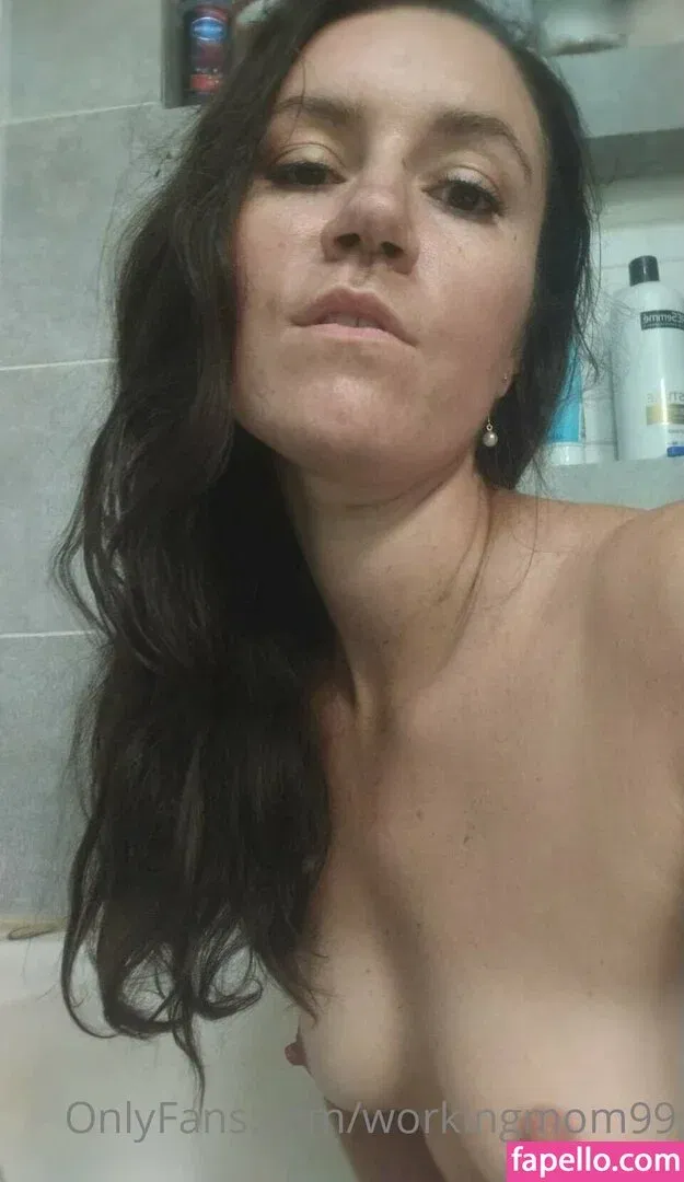 WorkingMom99 Onlyfans Photo Gallery 