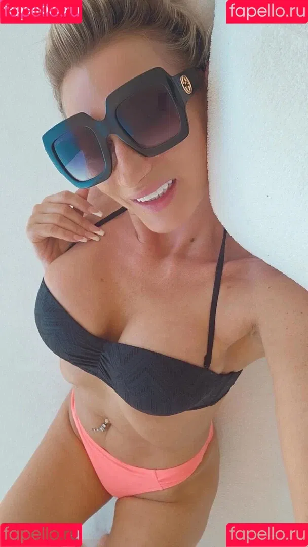 Vika Viktoria Onlyfans Photo Gallery 