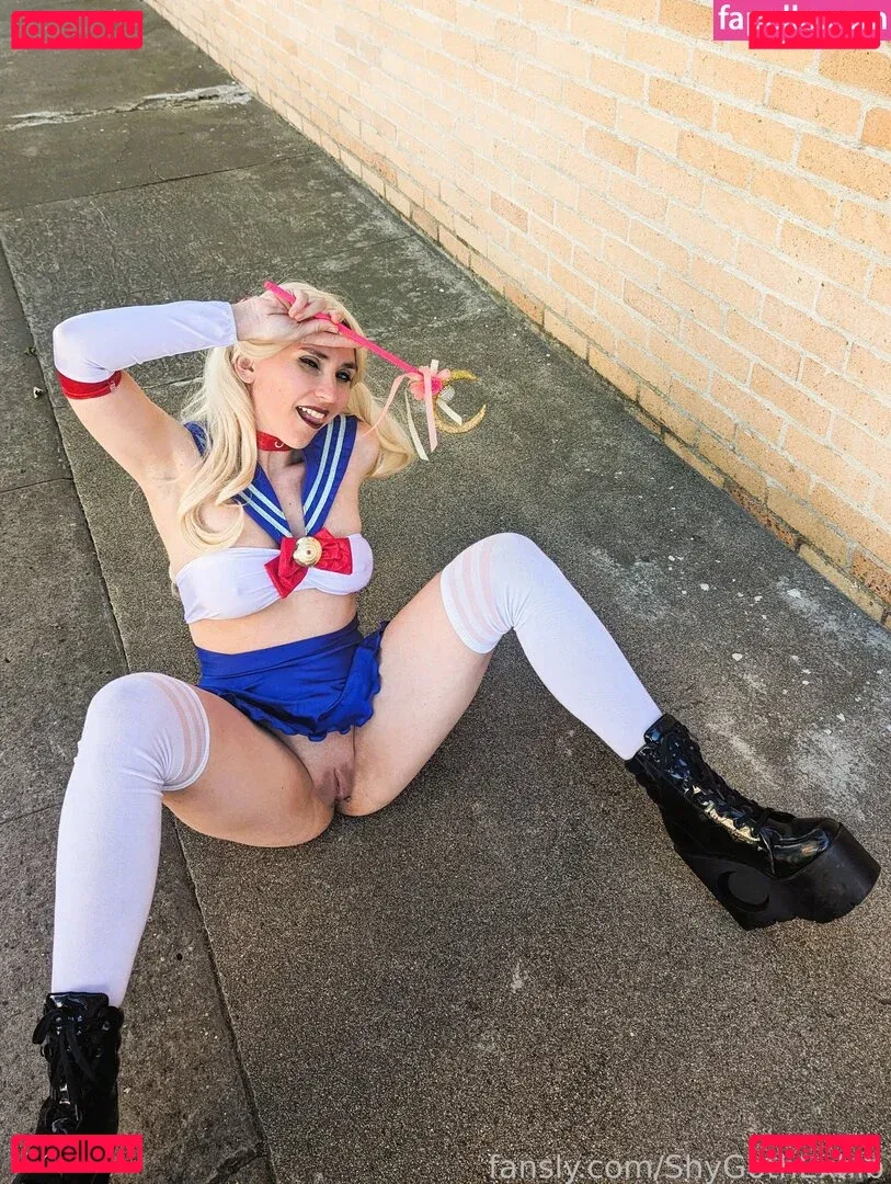 ShyGothExhib Onlyfans Photo Gallery 