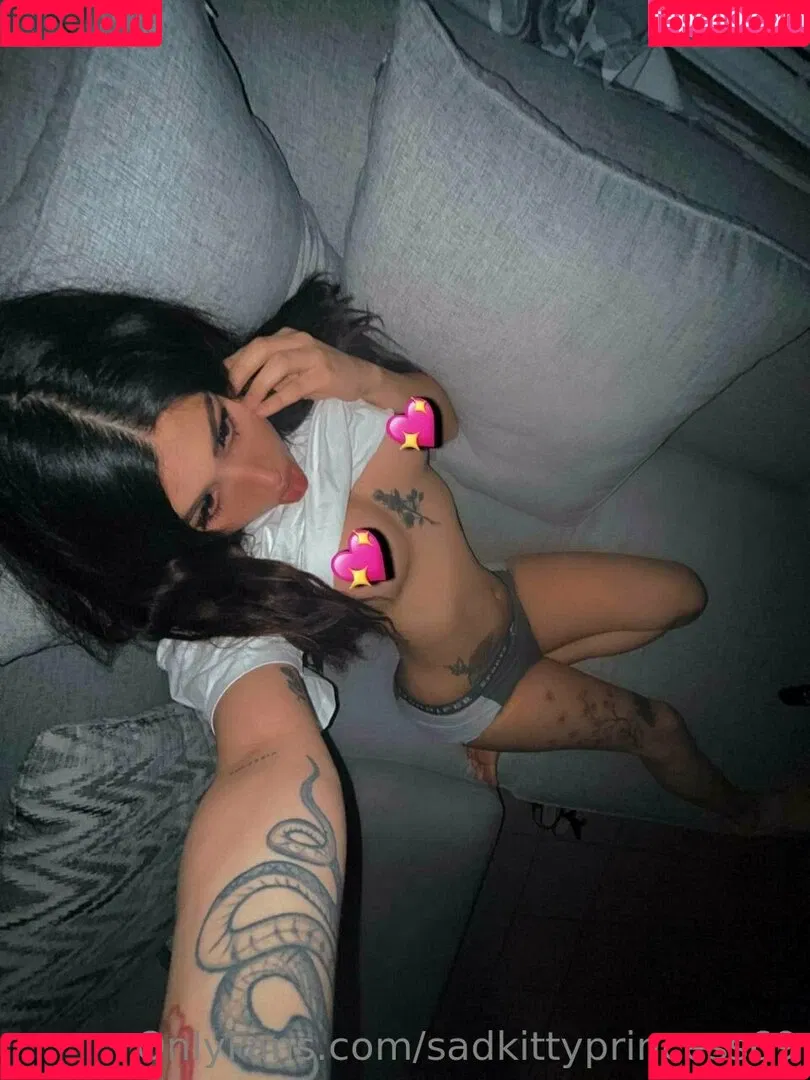 sadkittyprincess69 Onlyfans Photo Gallery 