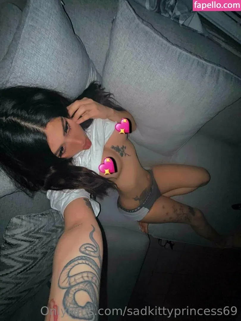 sadkittyprincess69 Onlyfans Photo Gallery 