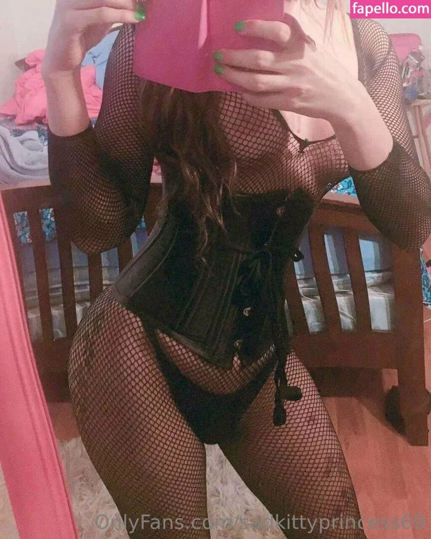 sadkittyprincess69 Onlyfans Photo Gallery 