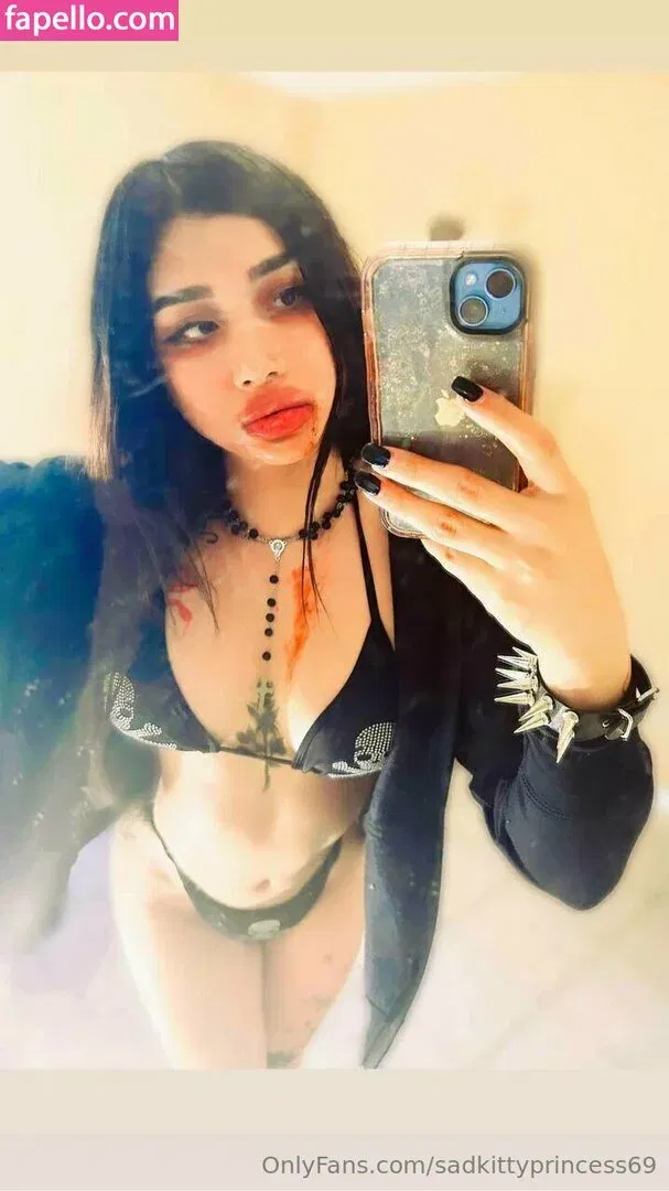 sadkittyprincess69 Onlyfans Photo Gallery 