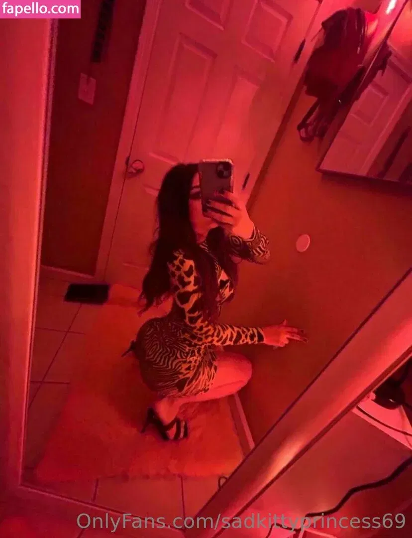 sadkittyprincess69 Onlyfans Photo Gallery 