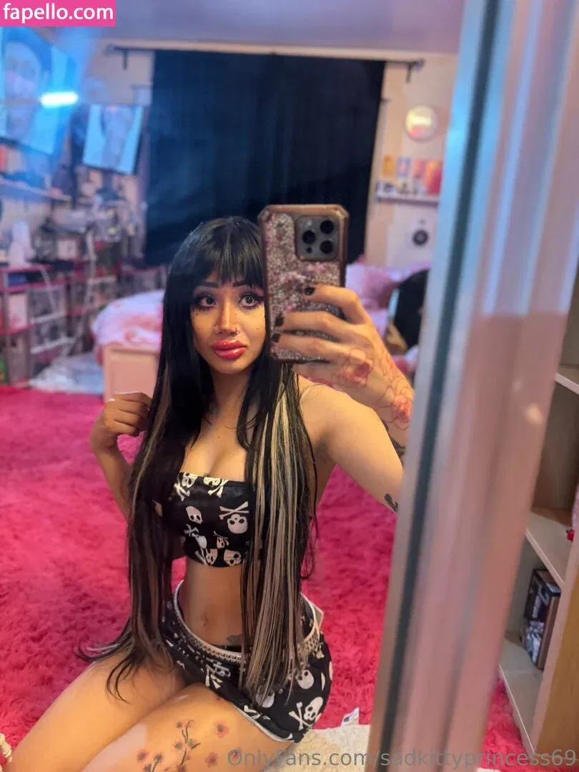 sadkittyprincess69 Onlyfans Photo Gallery 