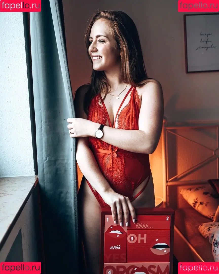 Carina Spoon Onlyfans Photo Gallery 