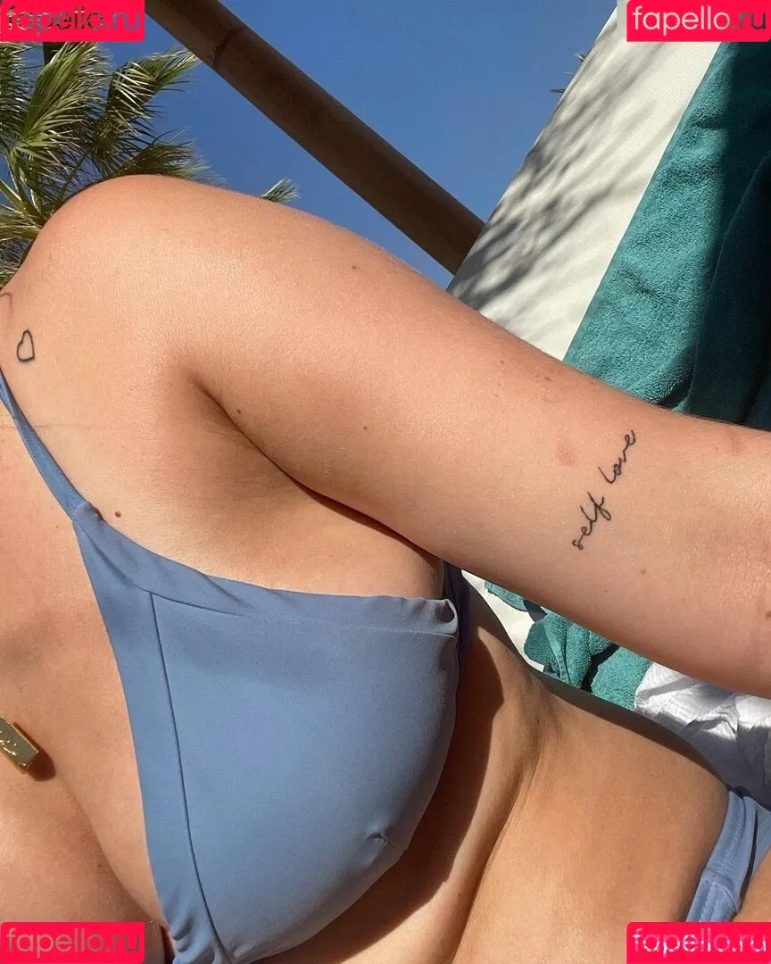 Carina Spoon Onlyfans Photo Gallery 