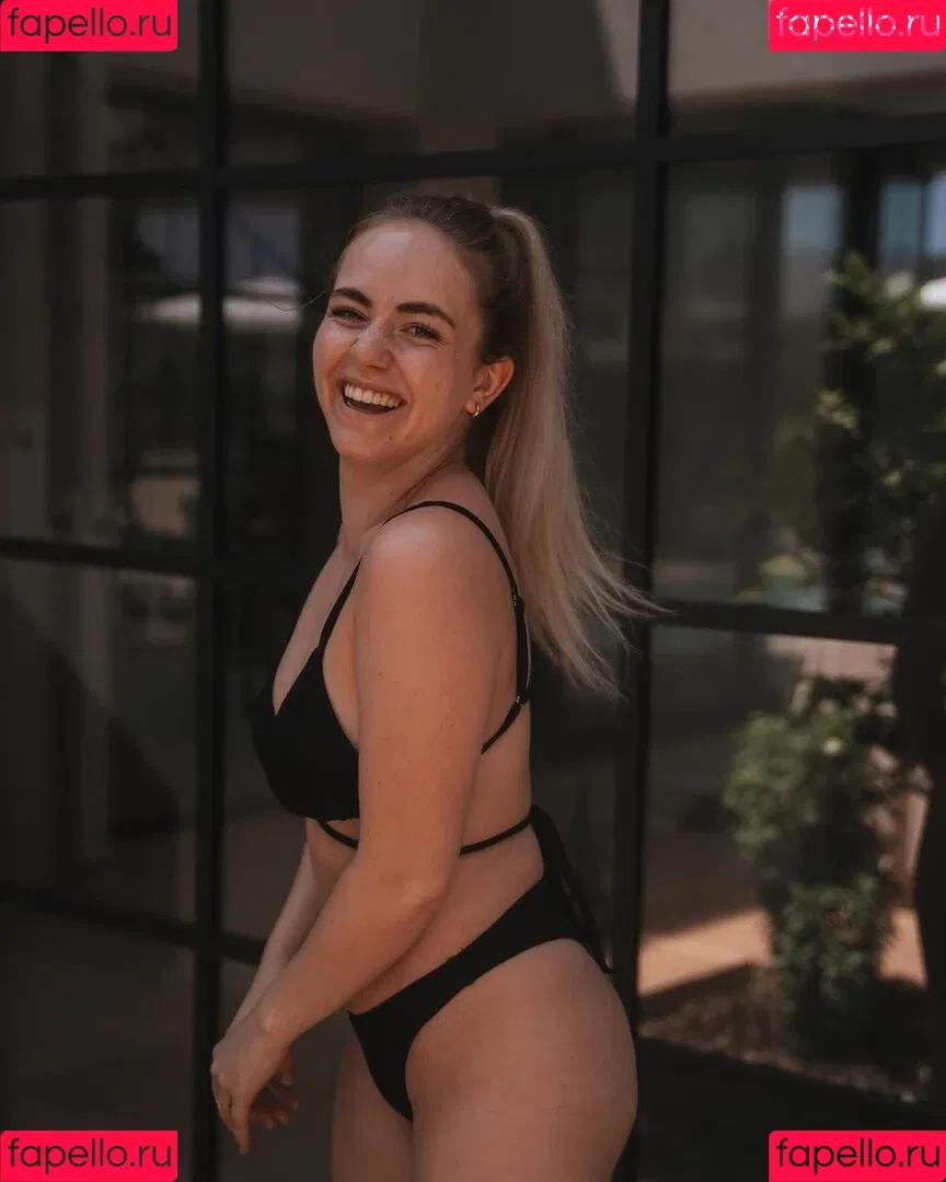 Carina Spoon Onlyfans Photo Gallery 