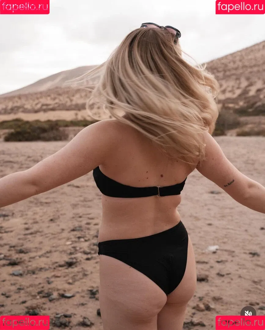 Carina Spoon Onlyfans Photo Gallery 