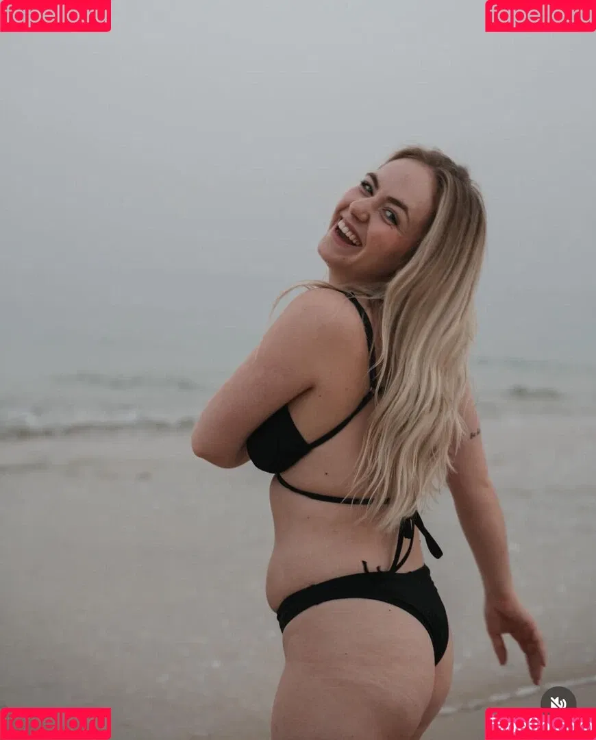 Carina Spoon Onlyfans Photo Gallery 
