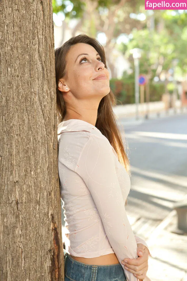 Lorena Onlyfans Photo Gallery 