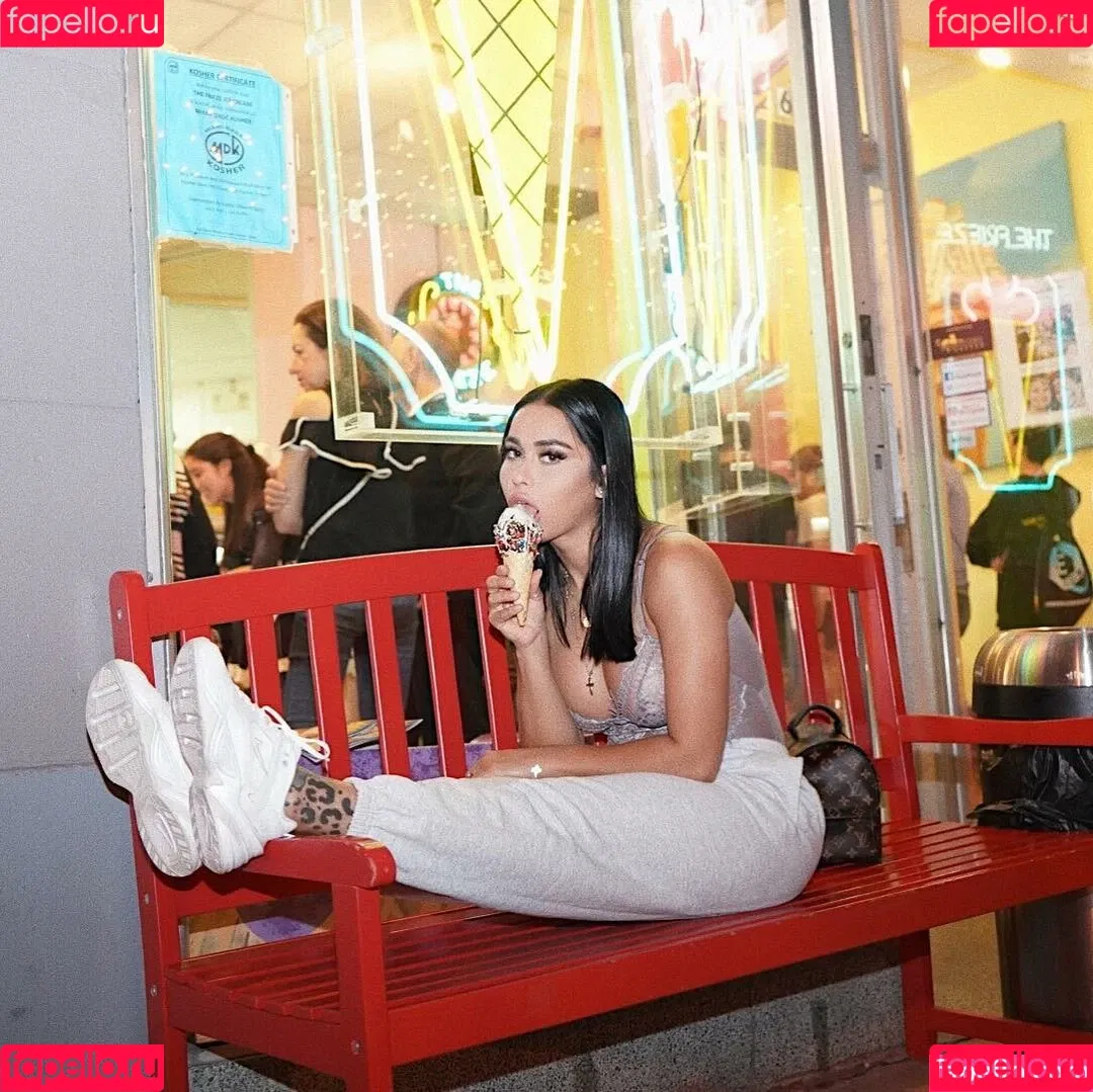 Stephanie Rao Onlyfans Photo Gallery 