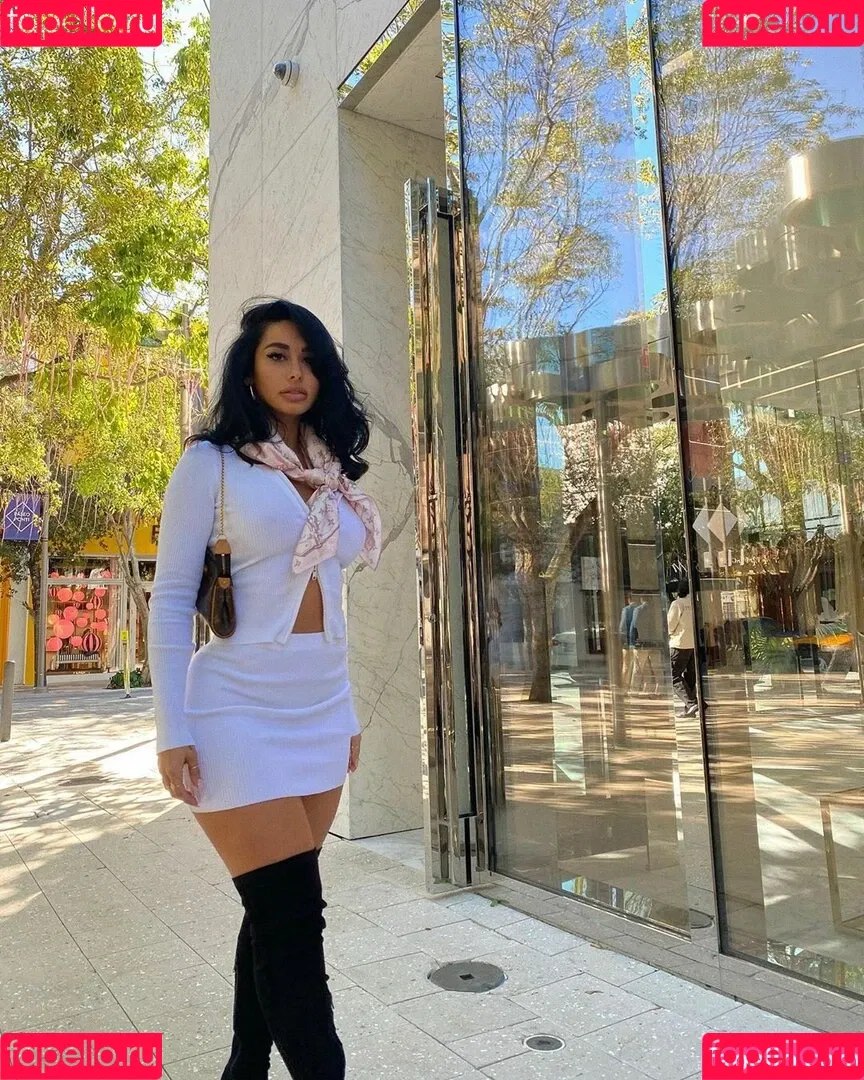 Stephanie Rao Onlyfans Photo Gallery 