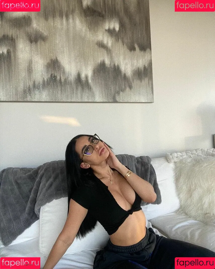 Stephanie Rao Onlyfans Photo Gallery 