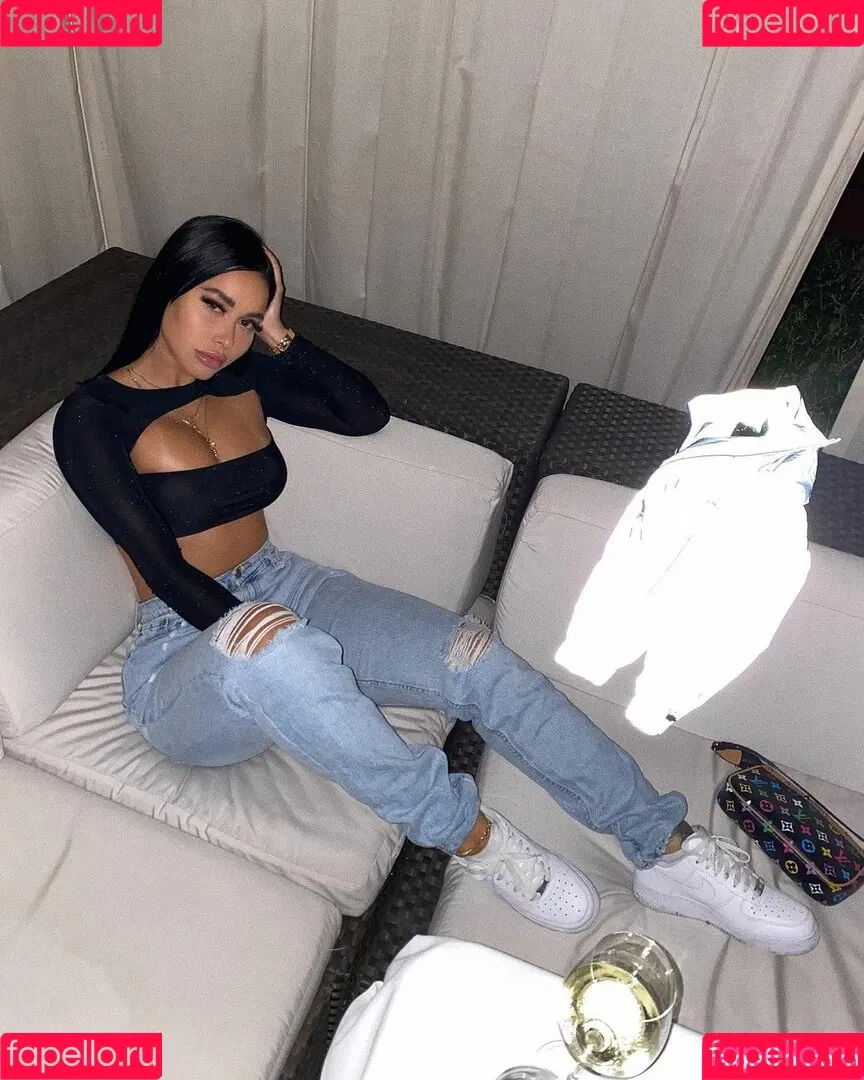 Stephanie Rao Onlyfans Photo Gallery 