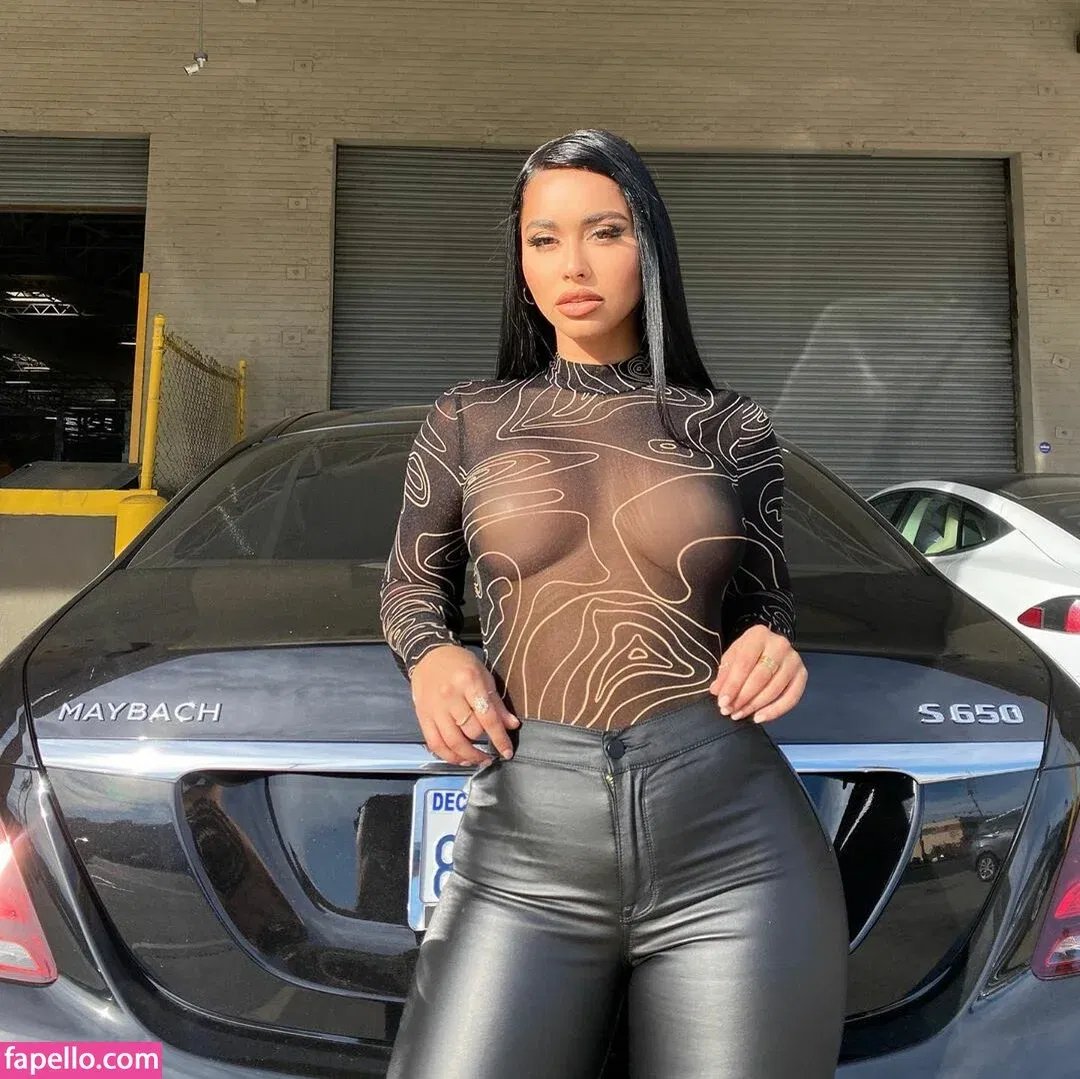 Stephanie Rao Onlyfans Photo Gallery 