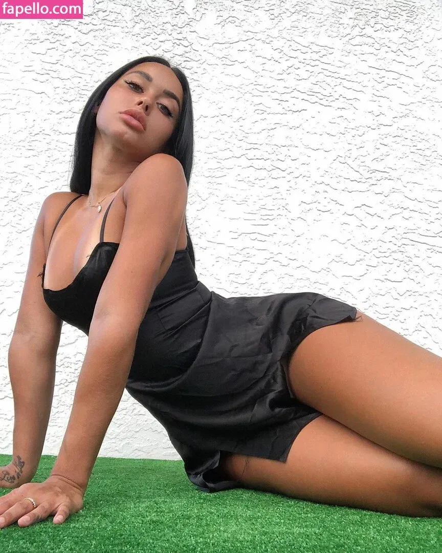 Stephanie Rao Onlyfans Photo Gallery 