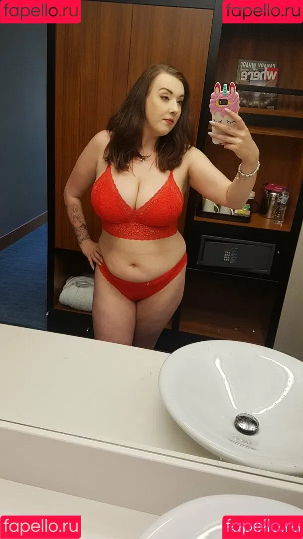Rosie-Leigh-x Onlyfans Photo Gallery 