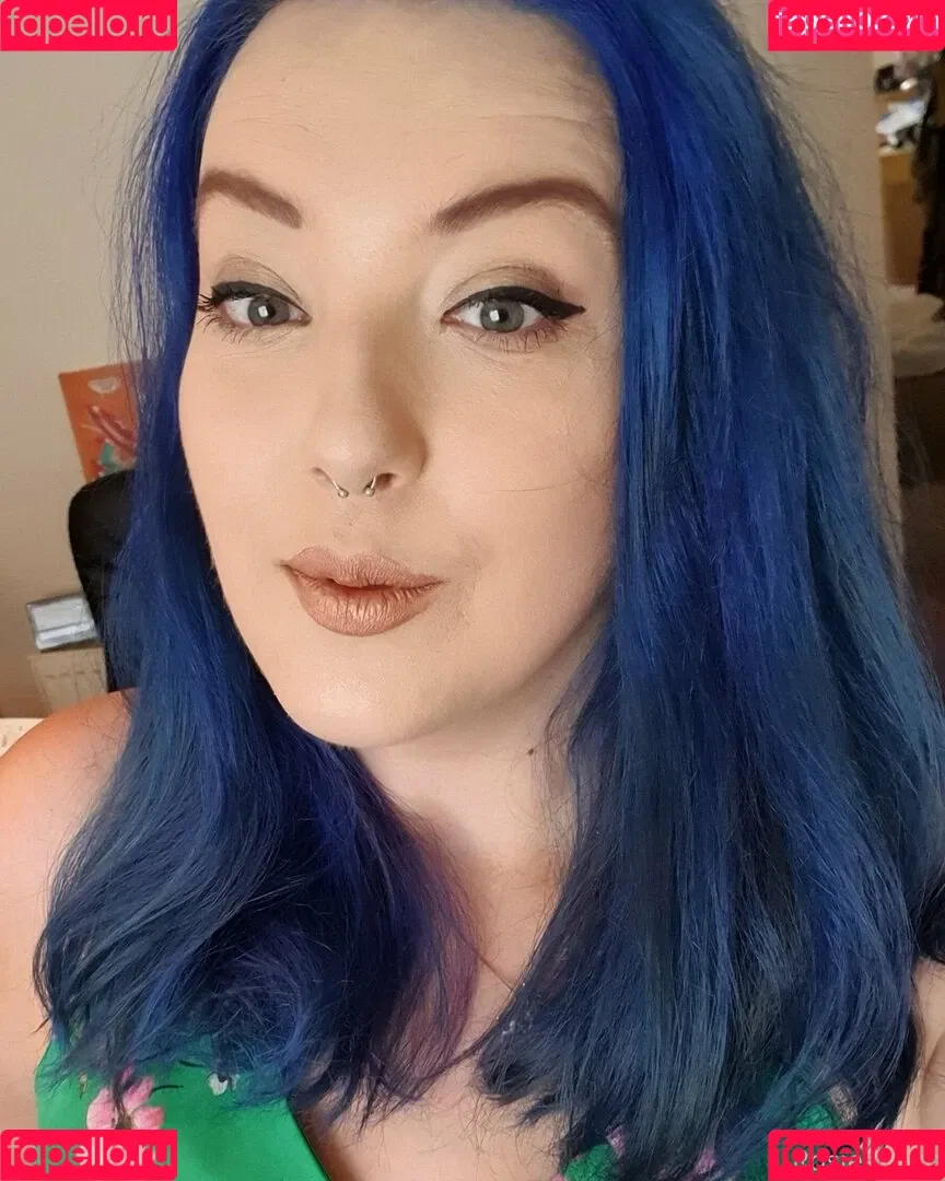 Rosie-Leigh-x Onlyfans Photo Gallery 