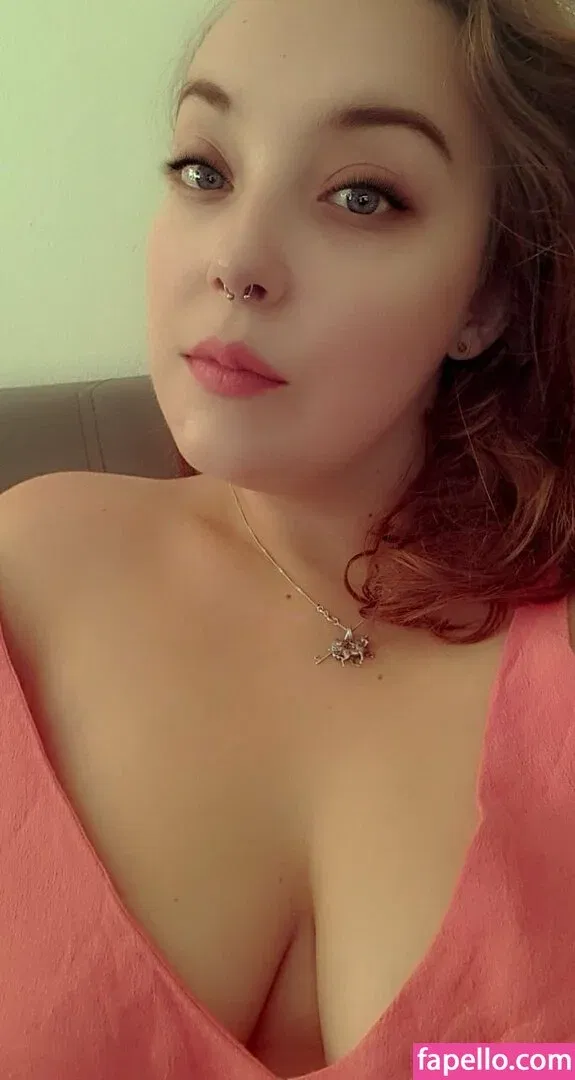 Rosie-Leigh-x Onlyfans Photo Gallery 