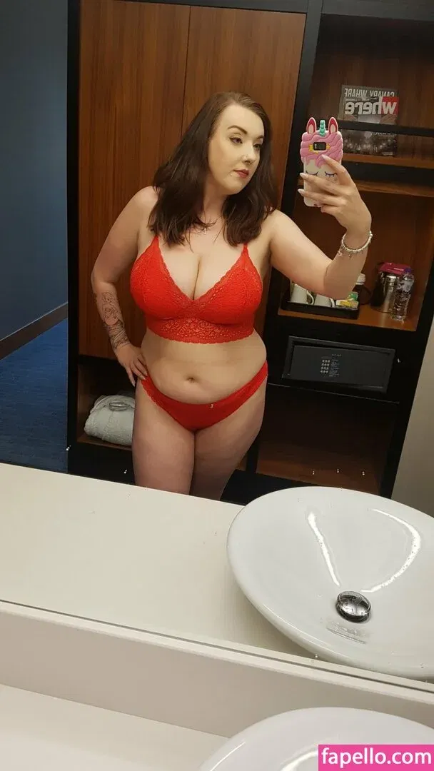 Rosie-Leigh-x Onlyfans Photo Gallery 