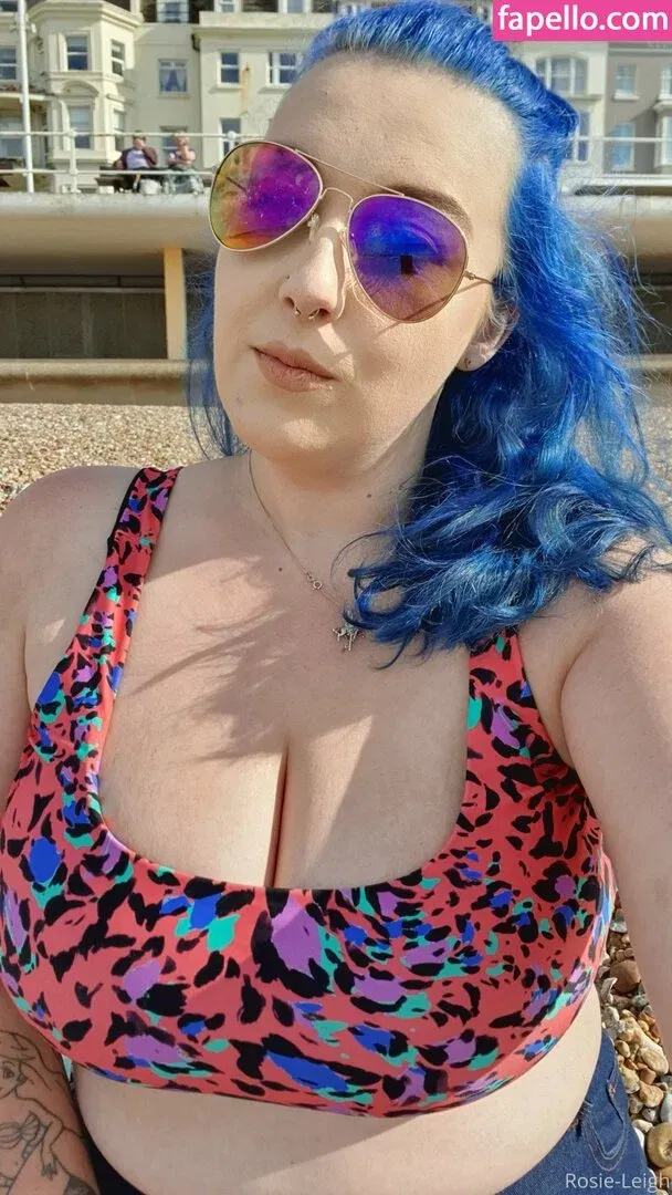 Rosie-Leigh-x Onlyfans Photo Gallery 
