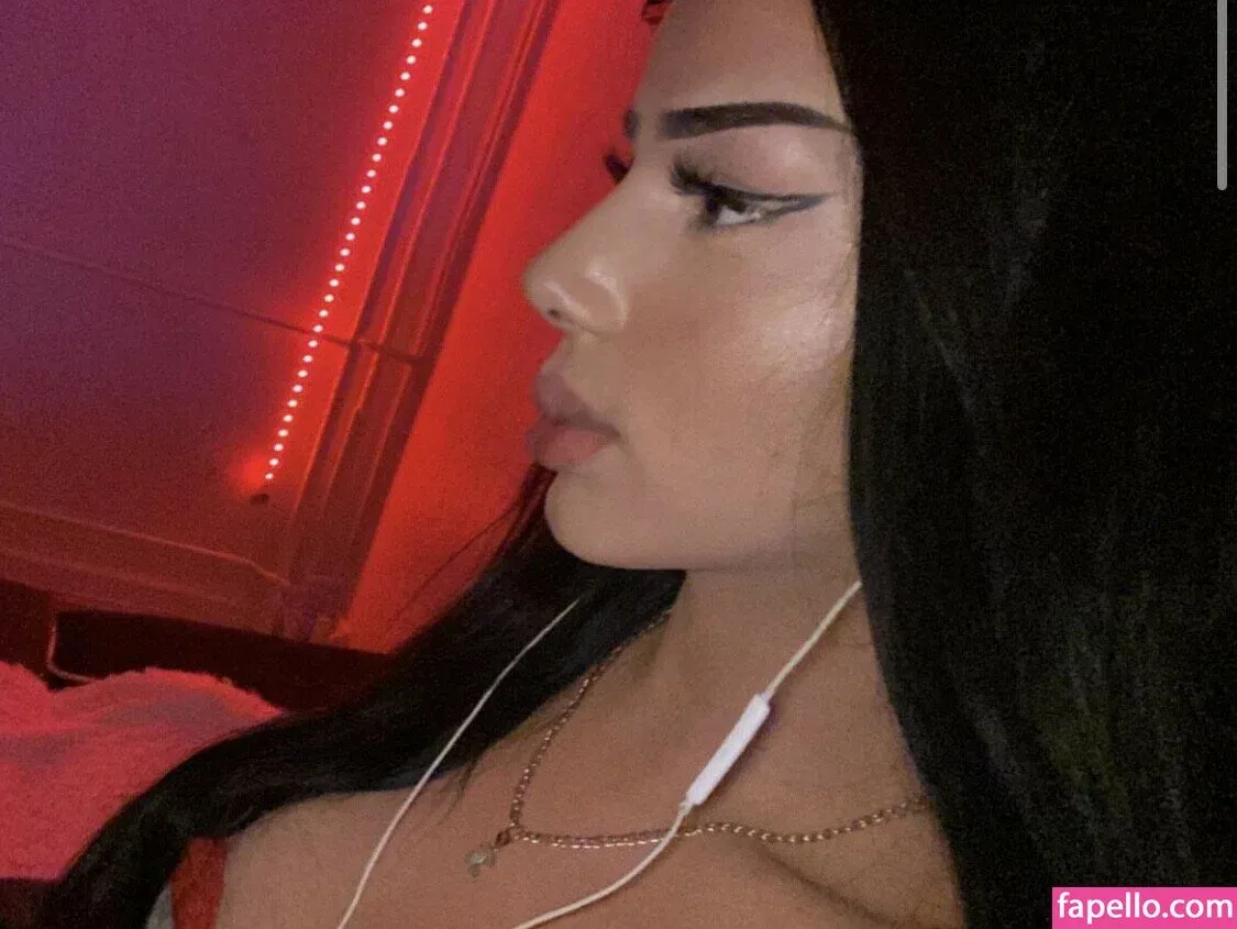 Tina Ruzina Onlyfans Photo Gallery 