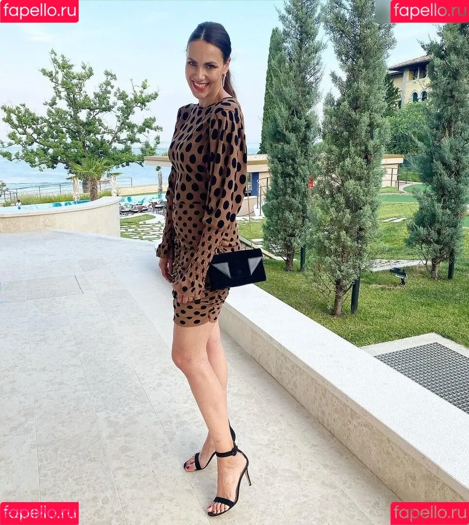 Esther Sedlaczek Onlyfans Photo Gallery 