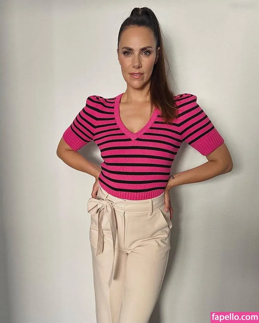 Esther Sedlaczek Onlyfans Photo Gallery 