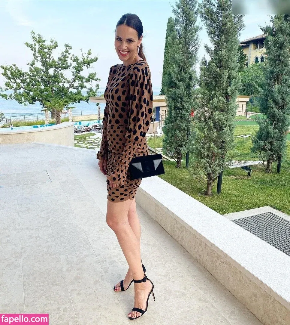 Esther Sedlaczek Onlyfans Photo Gallery 