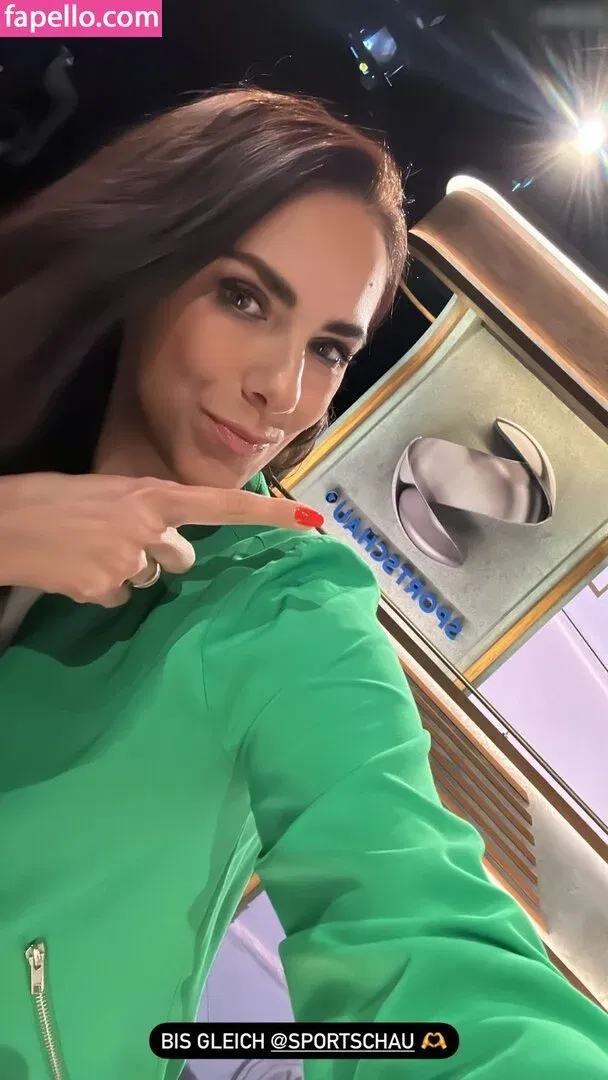 Esther Sedlaczek Onlyfans Photo Gallery 