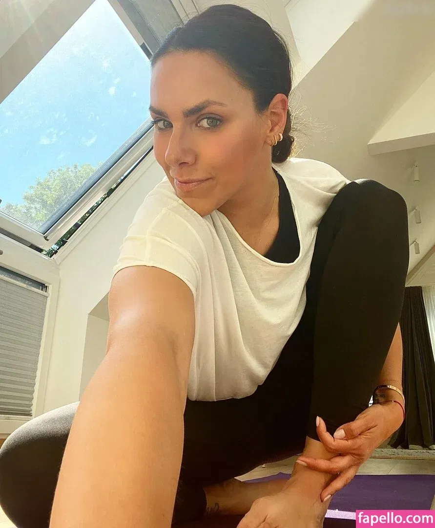 Esther Sedlaczek Onlyfans Photo Gallery 