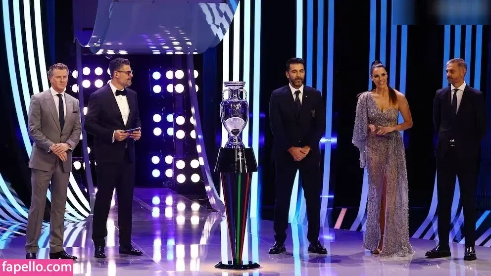 Esther Sedlaczek Onlyfans Photo Gallery 