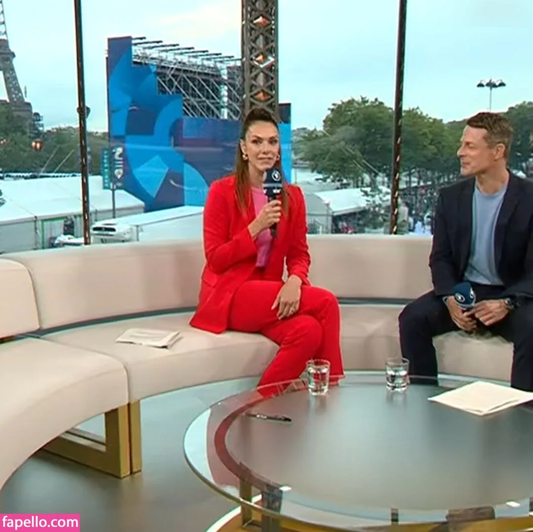 Esther Sedlaczek Onlyfans Photo Gallery 