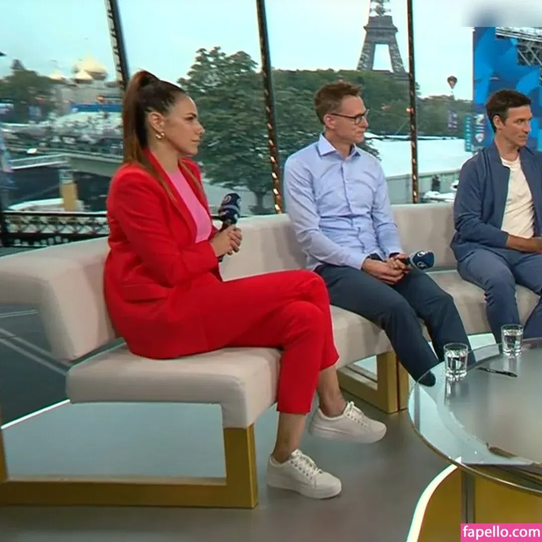 Esther Sedlaczek Onlyfans Photo Gallery 