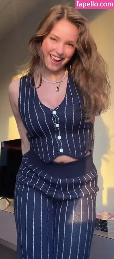 Sofie Snoeck Onlyfans Photo Gallery 