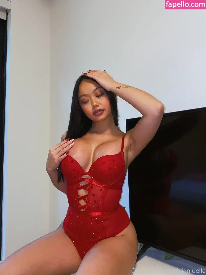 Vivian Luelle Onlyfans Photo Gallery 