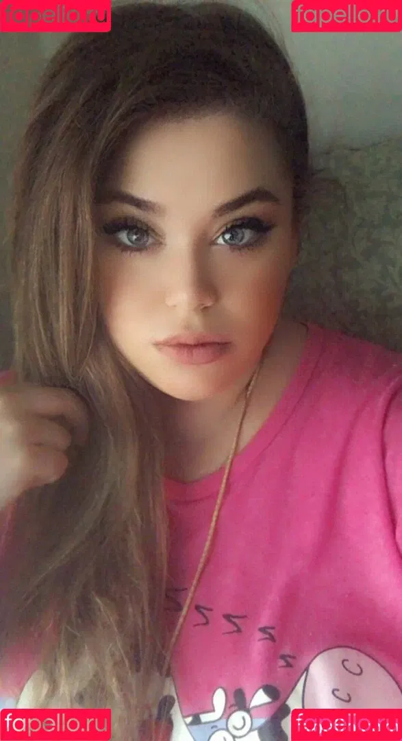 Pop Mary Onlyfans Photo Gallery 