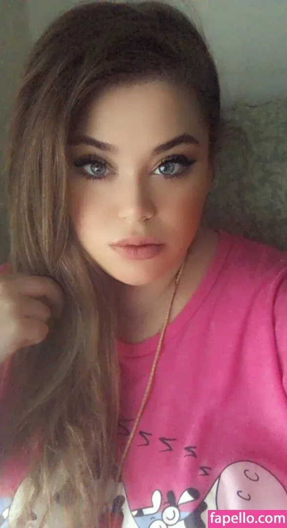 Pop Mary Onlyfans Photo Gallery 