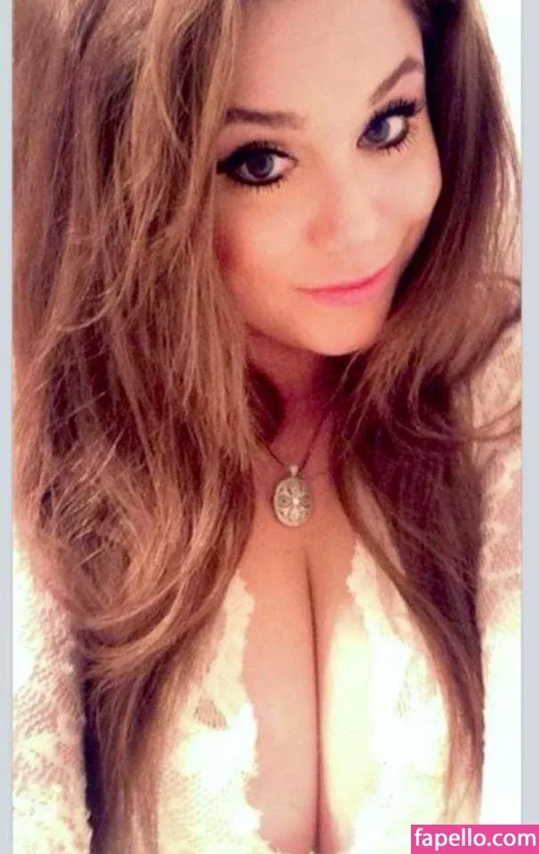 Pop Mary Onlyfans Photo Gallery 