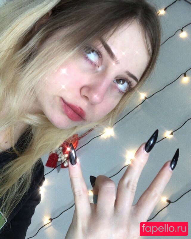 Pop Mary Nude Onlyfans Photo 9