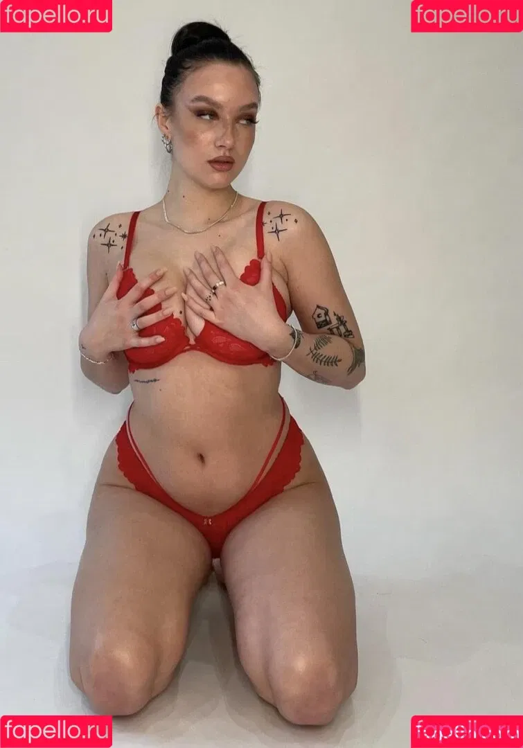 whosrobin Onlyfans Photo Gallery 
