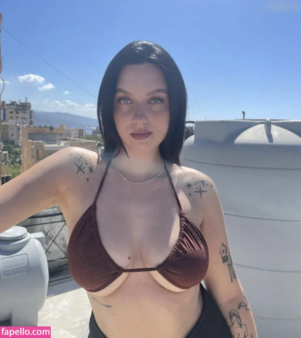 whosrobin Onlyfans Photo Gallery 