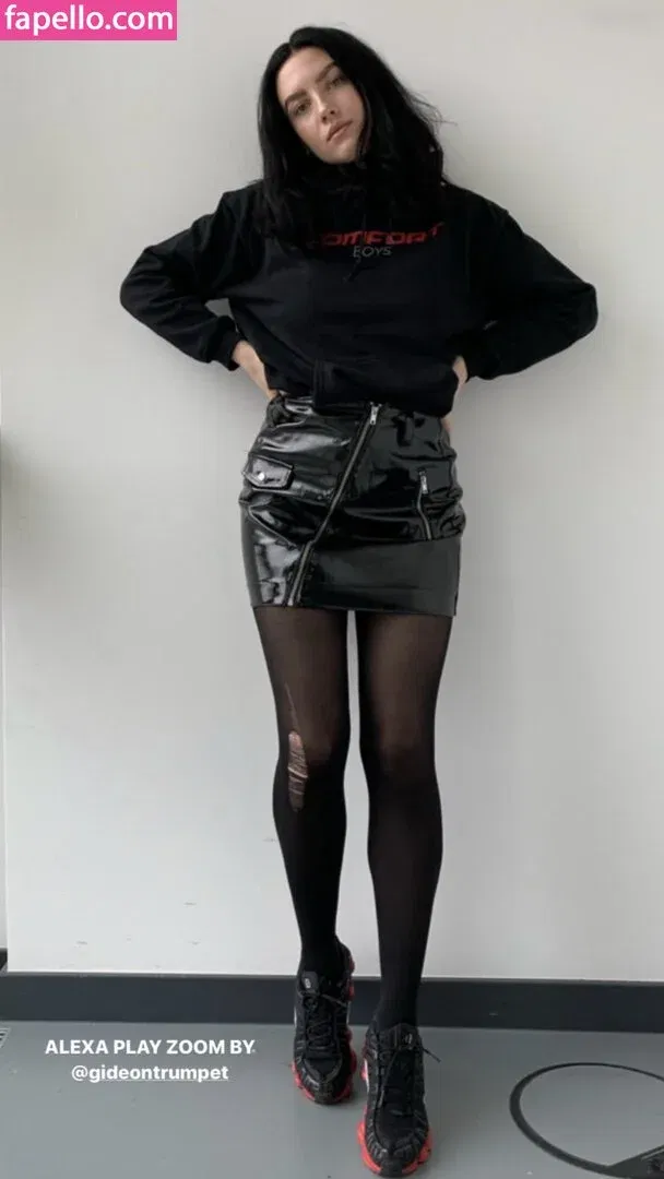 whosrobin Onlyfans Photo Gallery 