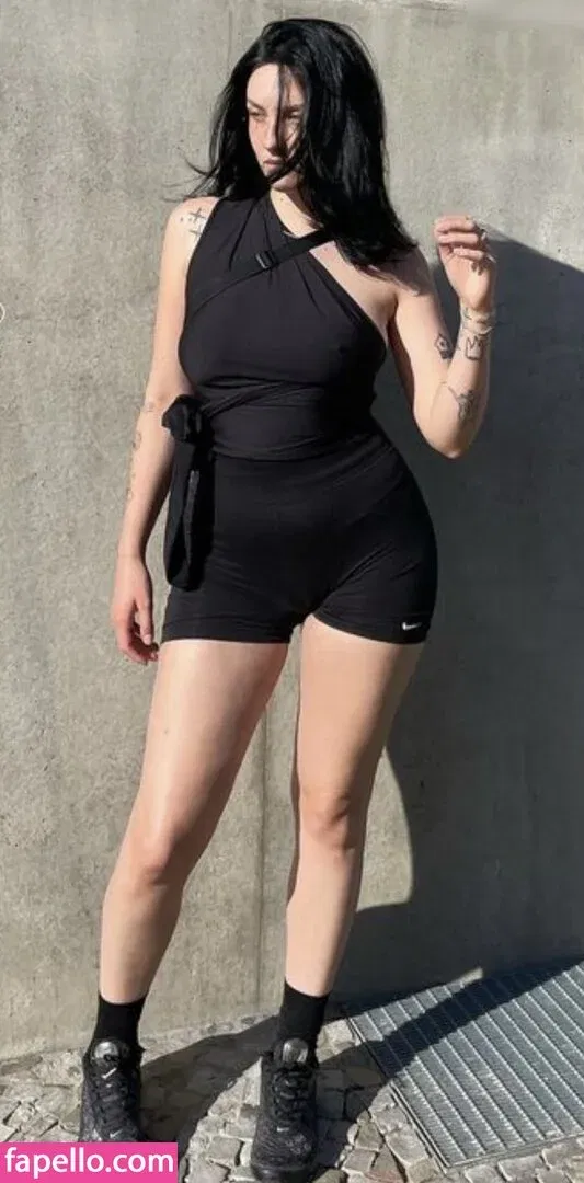 whosrobin Onlyfans Photo Gallery 