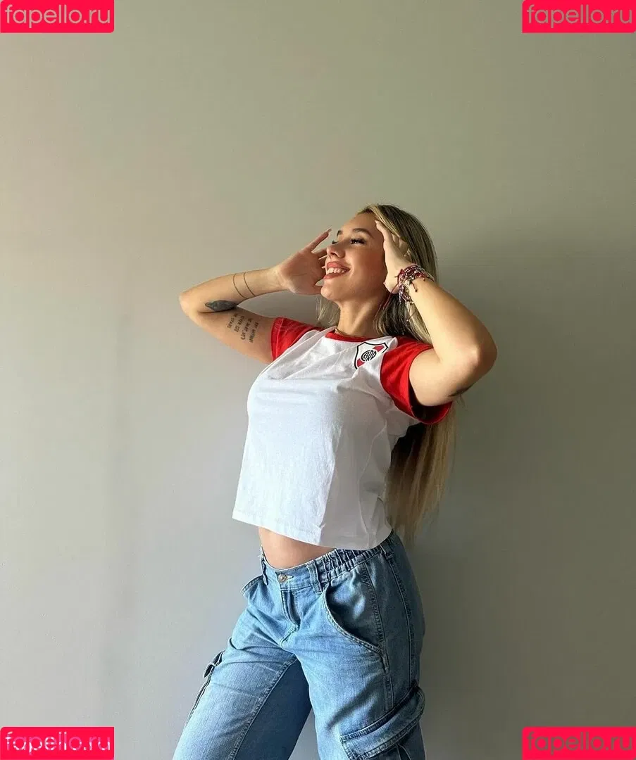 More Escudero Onlyfans Photo Gallery 